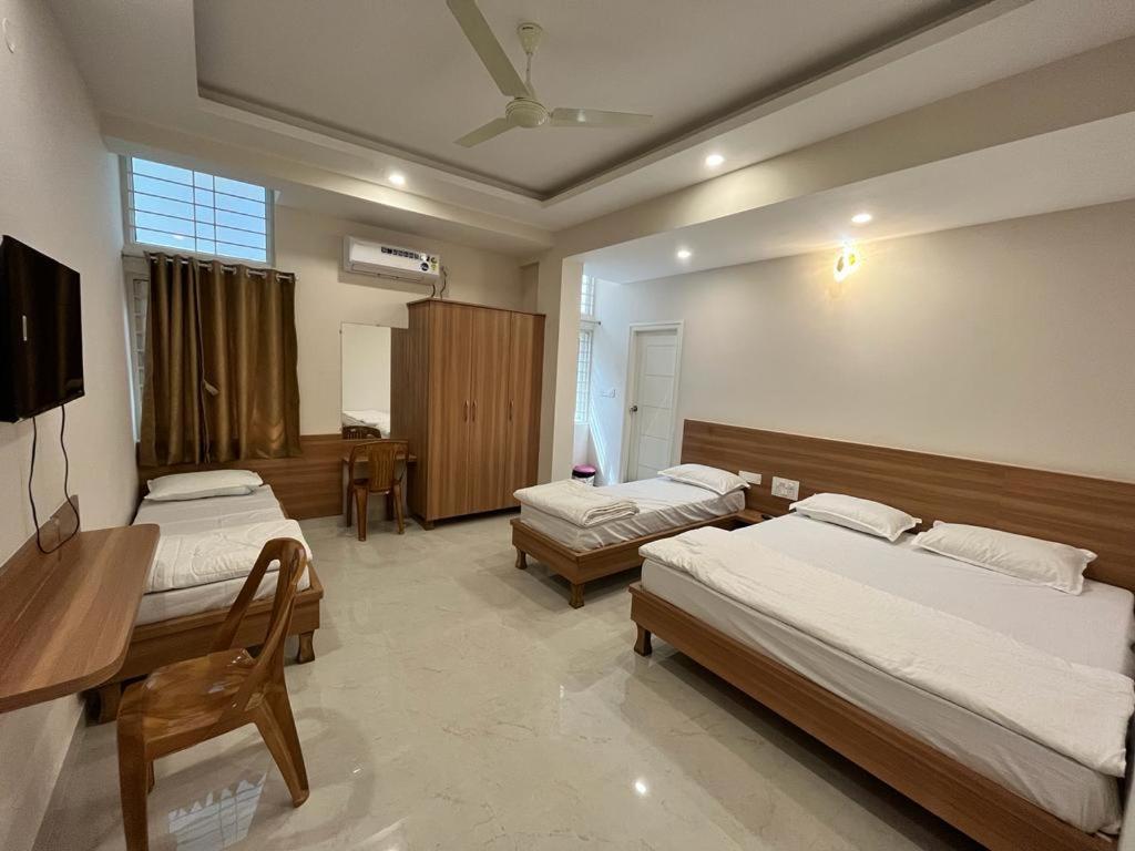 Seema Palace Inn 1 Km From Railwaystaion Mysore Εξωτερικό φωτογραφία